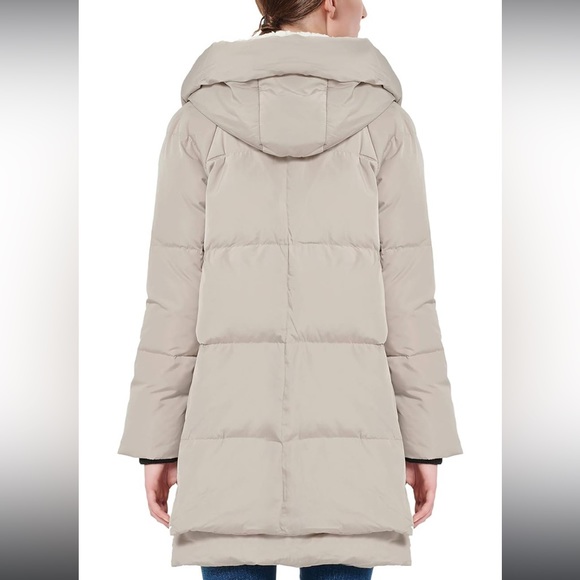 Orolay Women's Thickened Down Jacket - Picture 2 of 11